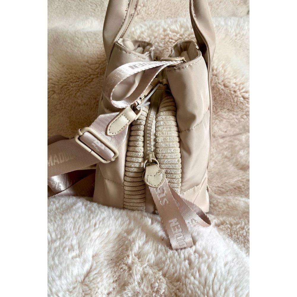 Steve Madden🎉SOLD🎉 BBando Bag - Picture 8 of 9